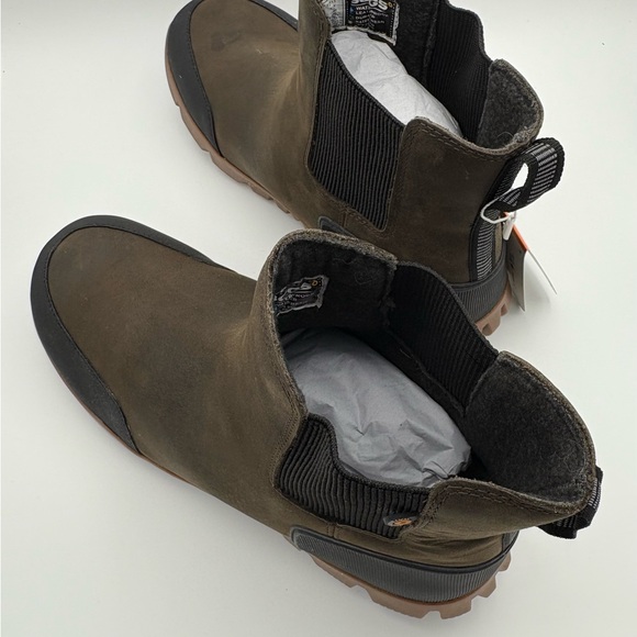 NEW Bogs Men’s Arcata Leather Chelsea Chocolate Slip-On Boots size 11 main image 7